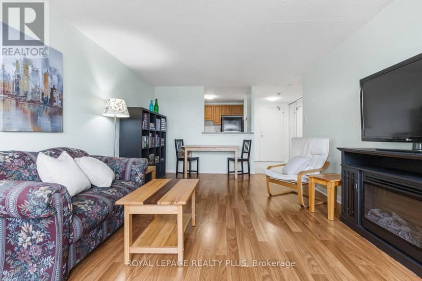 1012 - 6720 Glen Erin Drive — photo 10 of 25