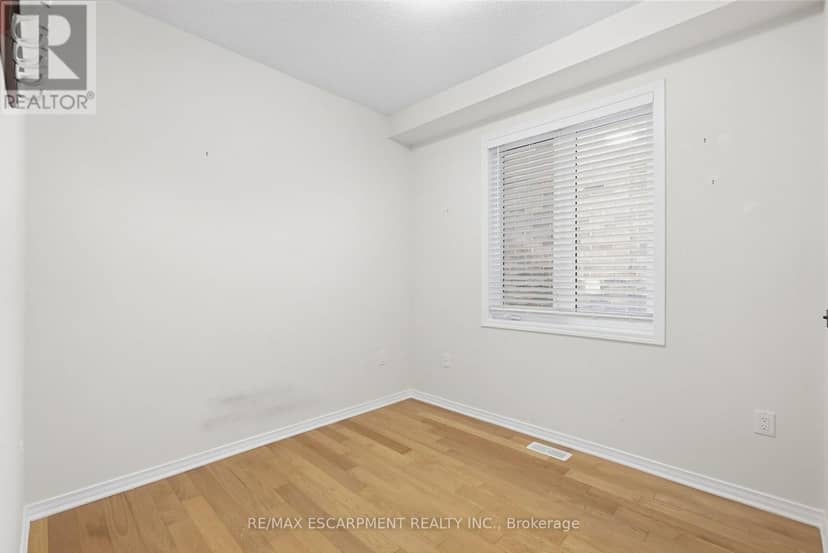 35 Royal Coachman Way — photo 20 of 40