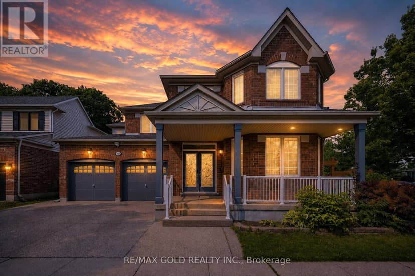 119 Glazebrook Crescent — photo 2 of 40