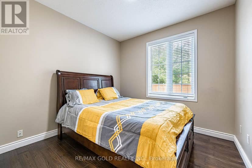119 Glazebrook Crescent — photo 40 of 40