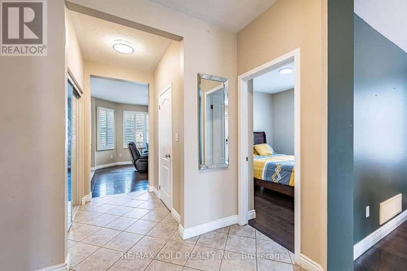 119 Glazebrook Crescent — photo 9 of 40
