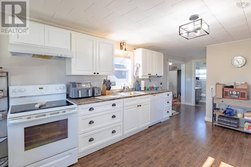 824 Saulnierville Road — photo 13 of 40