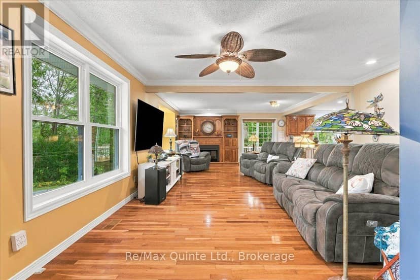 136 Bernard Long Road — photo 11 of 40
