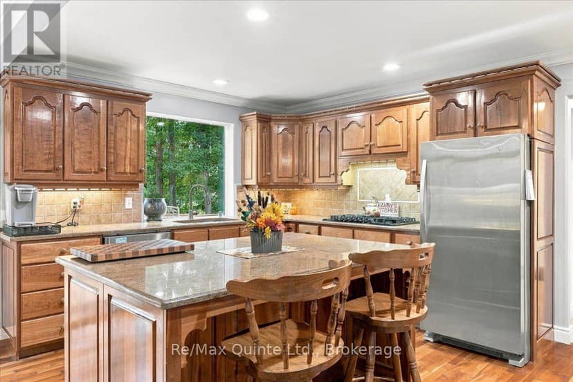 136 Bernard Long Road — photo 14 of 40