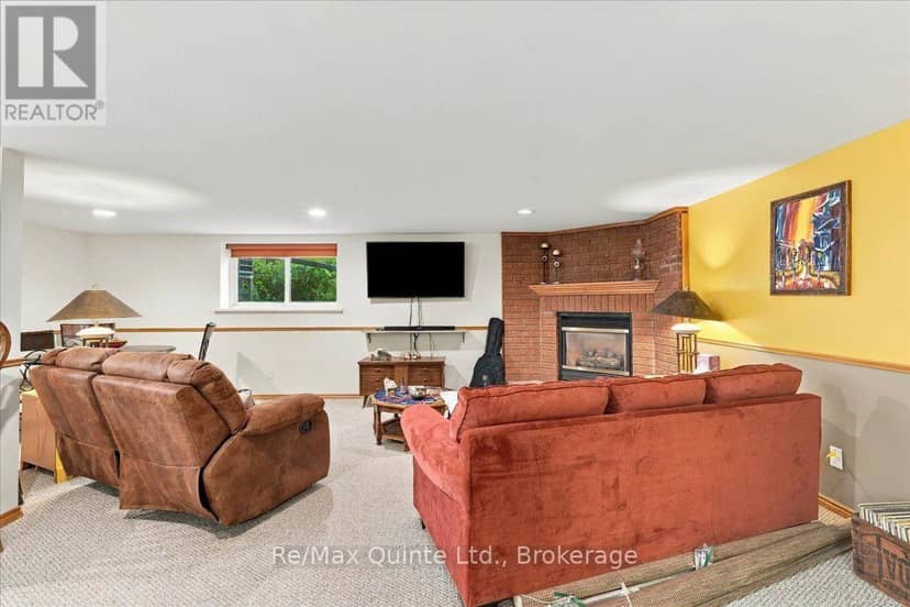 136 Bernard Long Road — photo 36 of 40