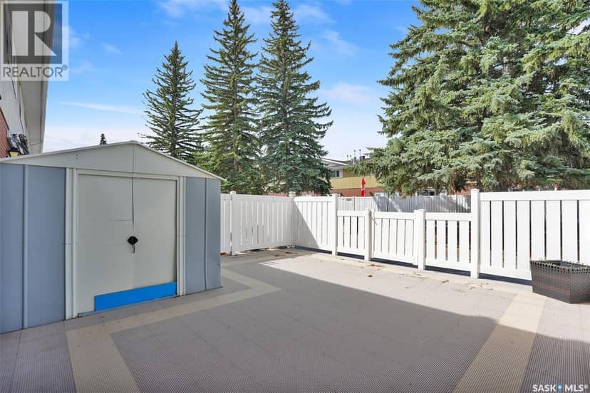 264 Plainsview DRIVE — photo 35 of 36