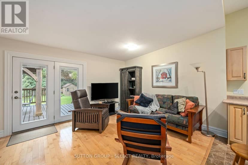 797 Colborne Street — photo 15 of 30