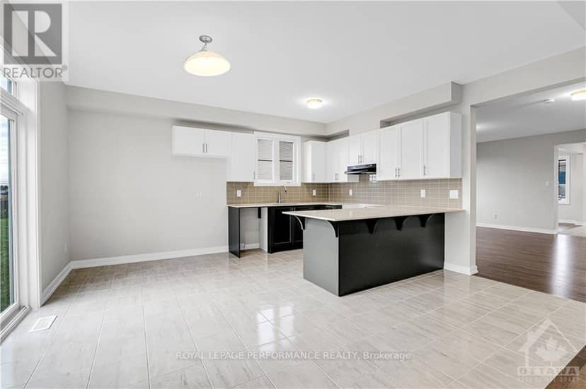 85 Hackamore Crescent — photo 11 of 35