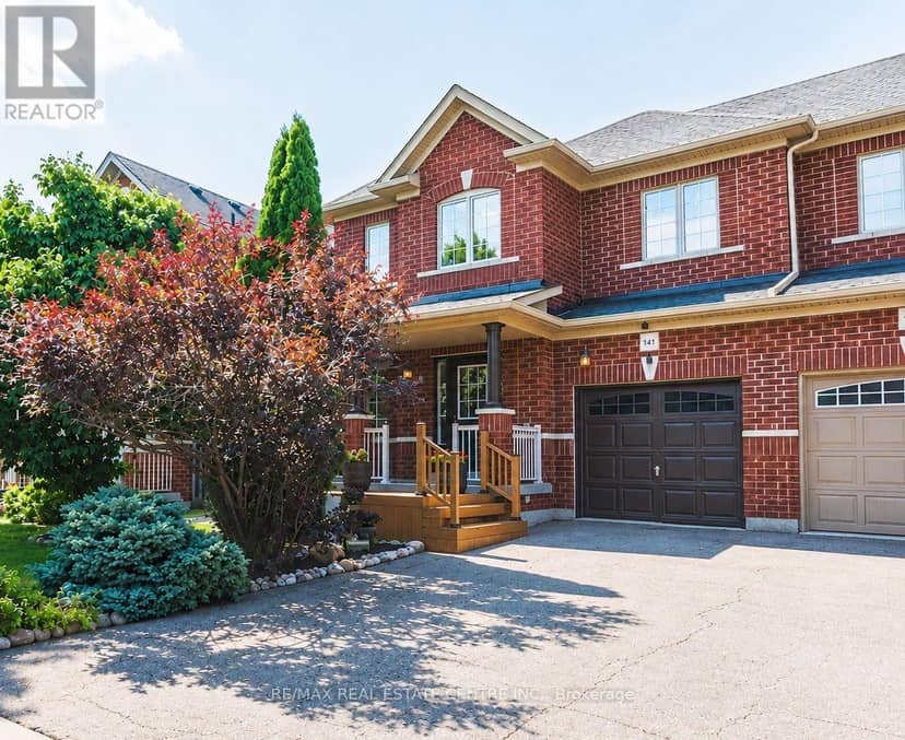 141 Lavery Heights — photo 1 of 38