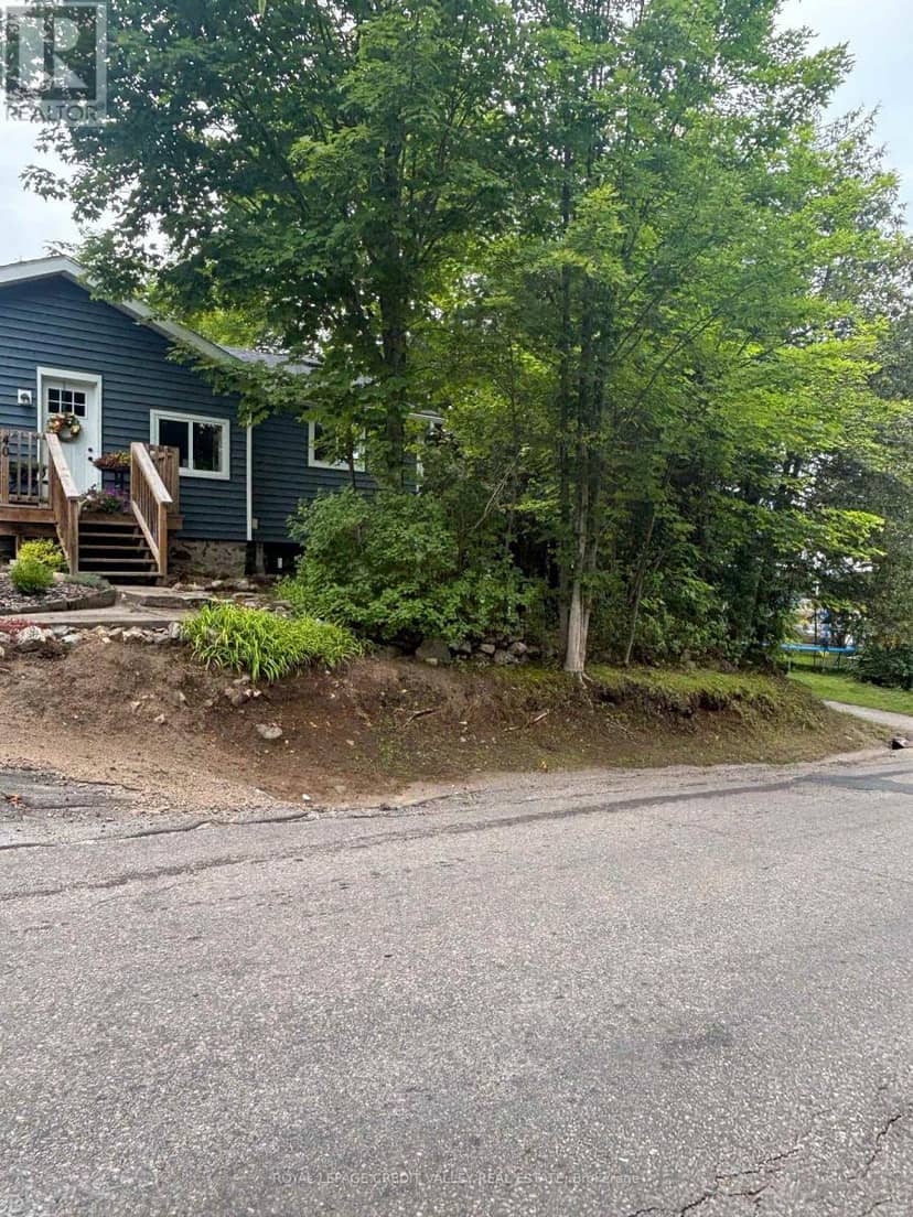 40 Cleak Avenue N, Bancroft, photo 4