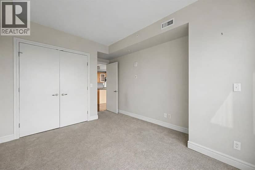 2101, 817 15 Avenue SW — photo 25 of 40