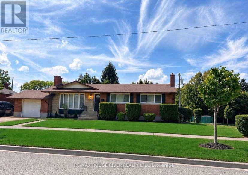 25 Clearview Heights — photo 2 of 40