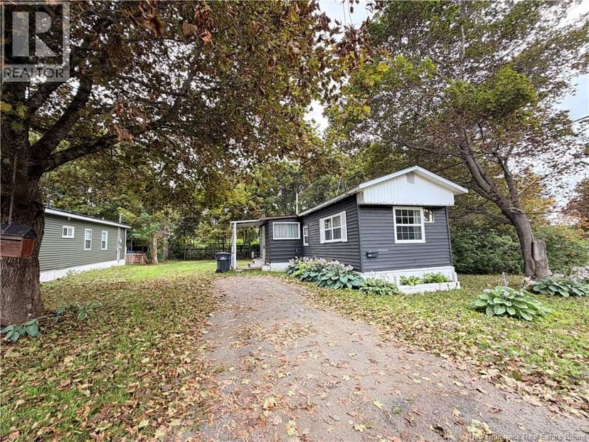 36 Bradd Street — photo 1 of 18