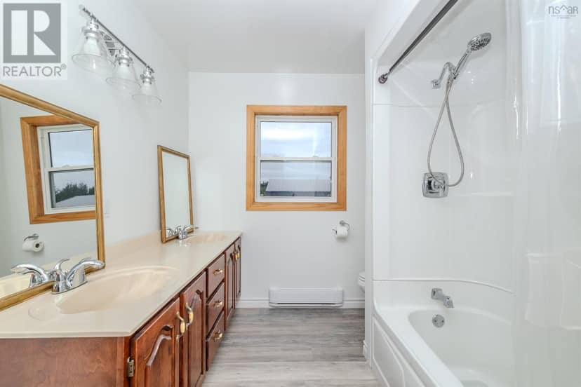 1541 Gabarus Highway — photo 21 of 40