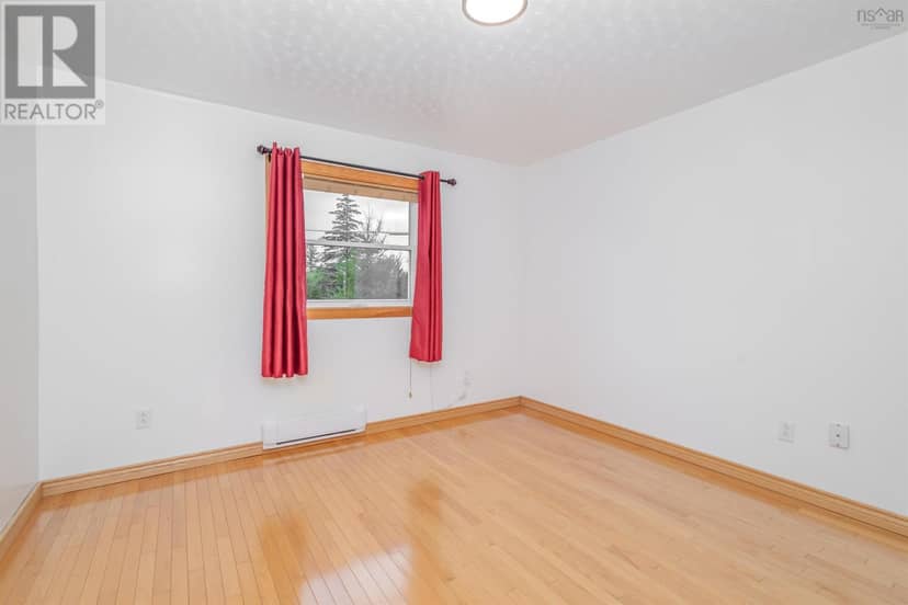 1541 Gabarus Highway — photo 19 of 40