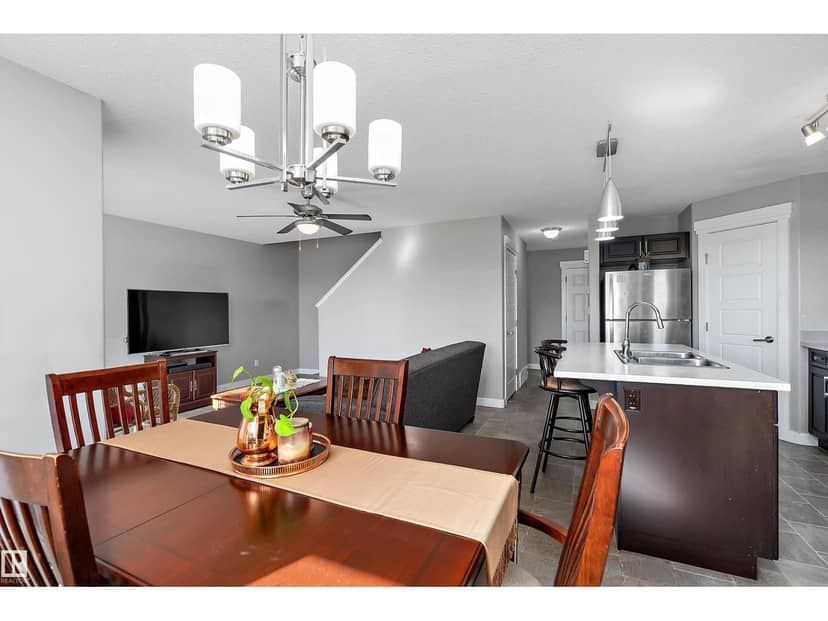 7 Sandalwood Pl — photo 11 of 38