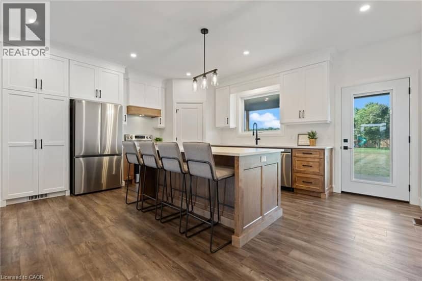 57009 BRUCE Street — photo 10 of 31