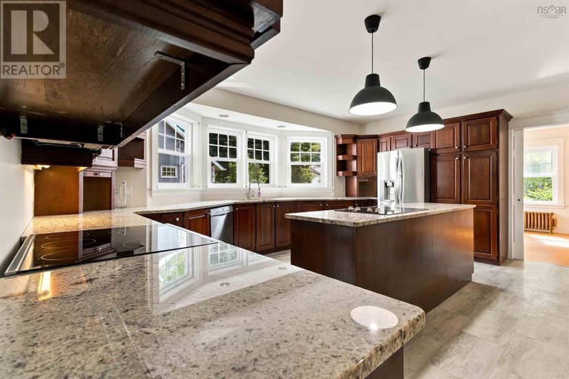 43 Park Street — photo 15 of 40