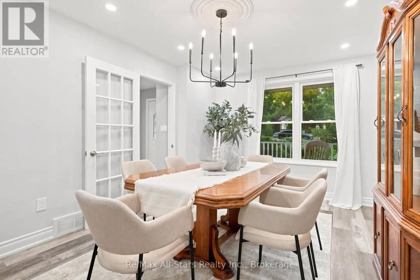 263 Union Avenue — photo 18 of 37