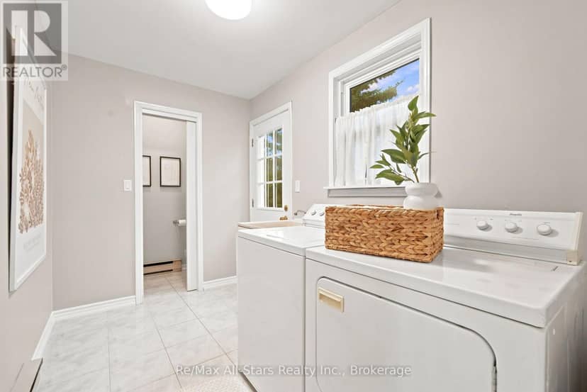 263 Union Avenue — photo 26 of 37