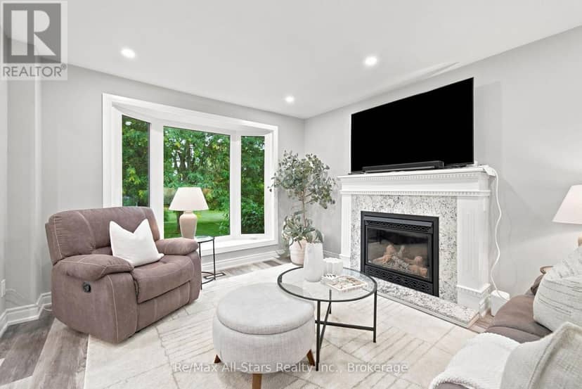 263 Union Avenue — photo 8 of 37