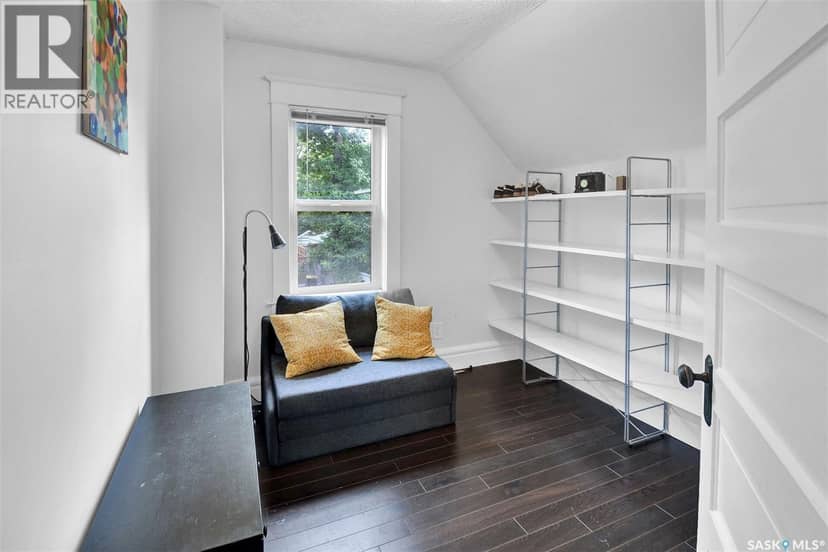 310 J Avenue N — photo 17 of 25