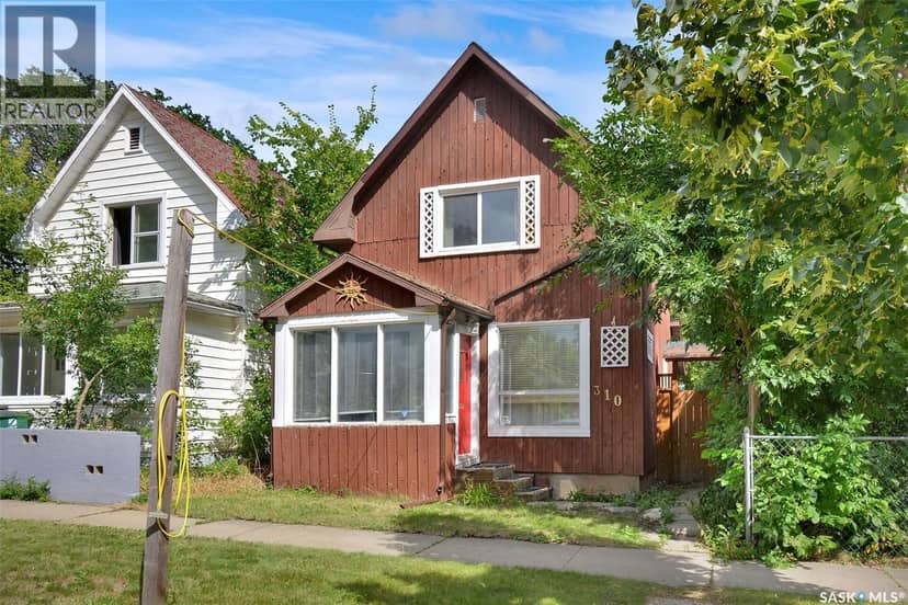 310 J Avenue N, Saskatoon, photo 2