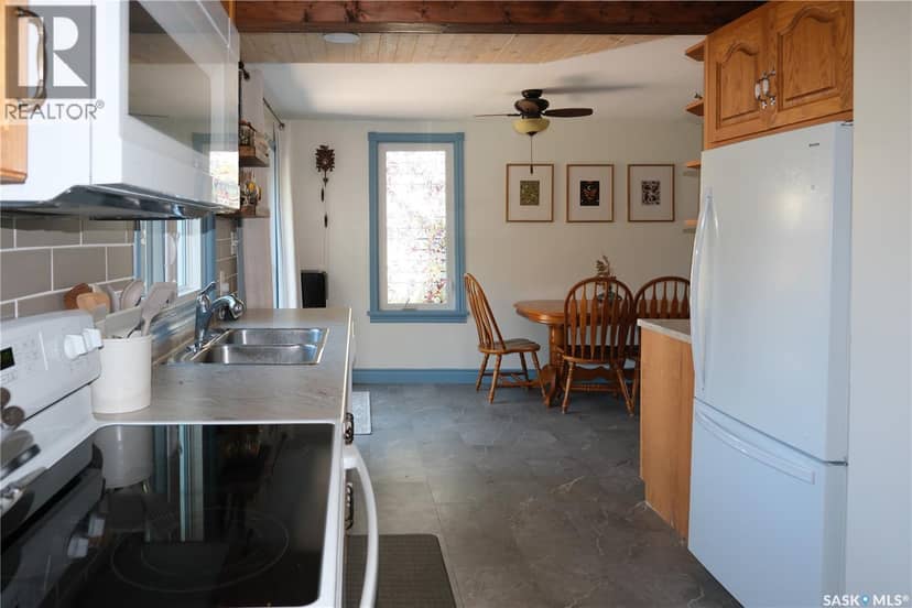 730 Colbourne STREET — photo 13 of 34
