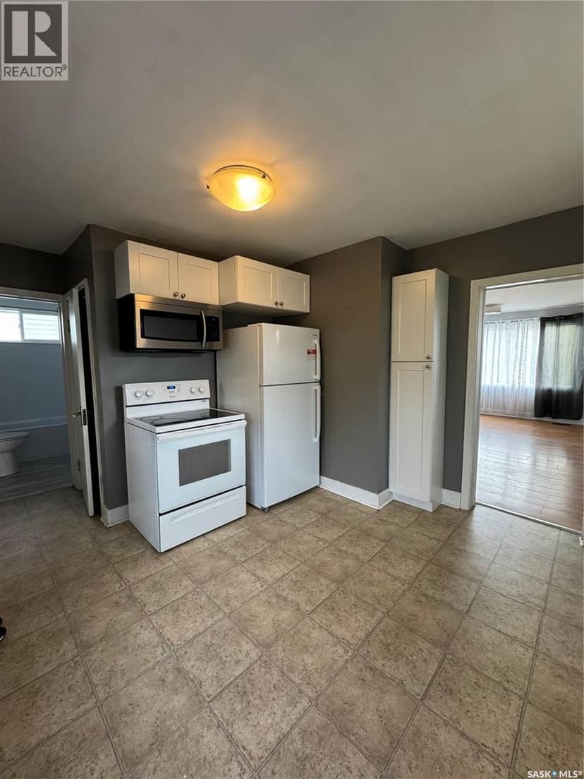 529 Albert STREET — photo 16 of 40