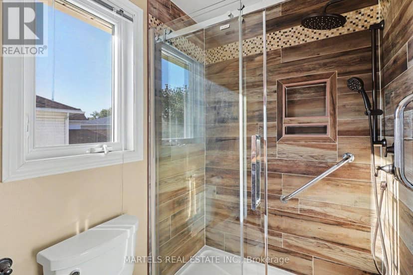 721 Morewood Crescent — photo 20 of 29