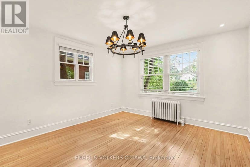 154 Acacia Avenue — photo 10 of 40