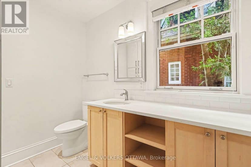 154 Acacia Avenue — photo 11 of 40