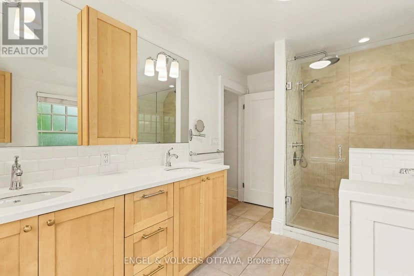 154 Acacia Avenue — photo 19 of 40
