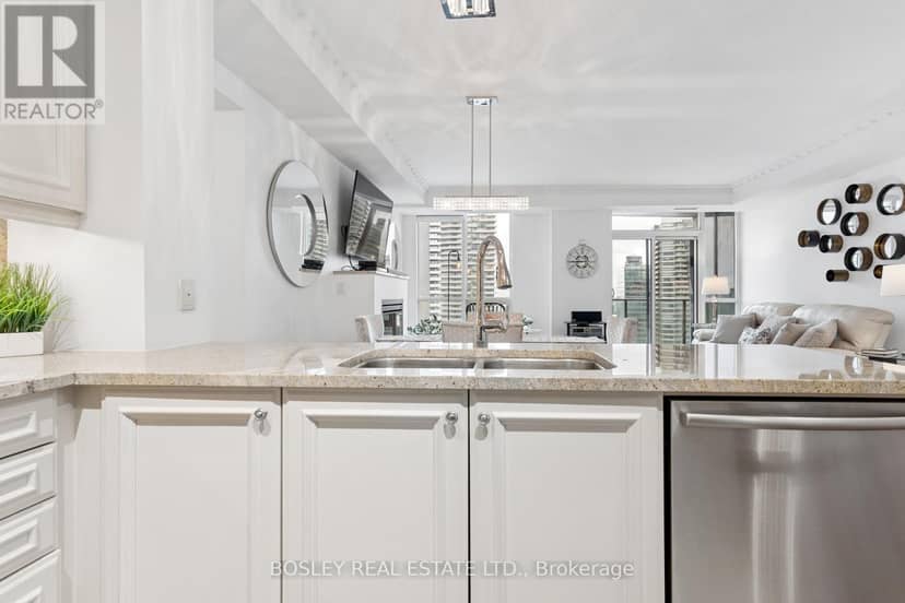 4501 - 16 Harbour Street — photo 11 of 29