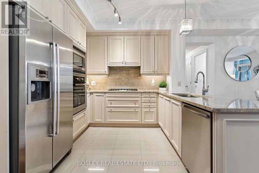 4501 - 16 Harbour Street — photo 8 of 29