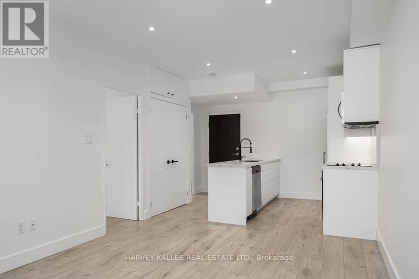 110 - 3000 Bathurst Street, Toronto, photo 7