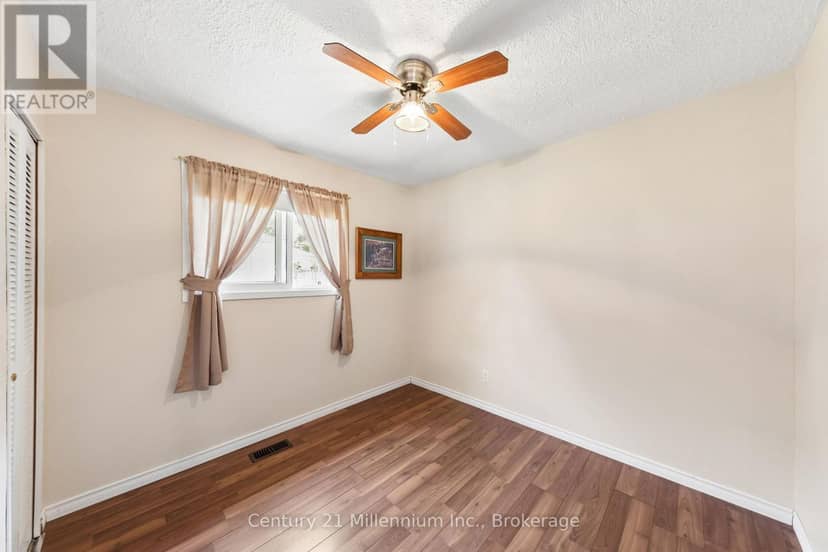 25 Glendale Avenue — photo 16 of 30