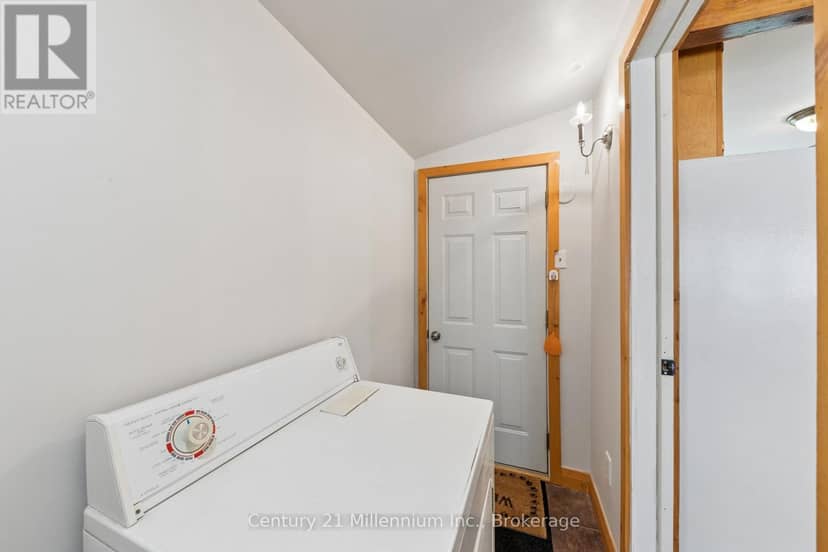 25 Glendale Avenue — photo 18 of 30
