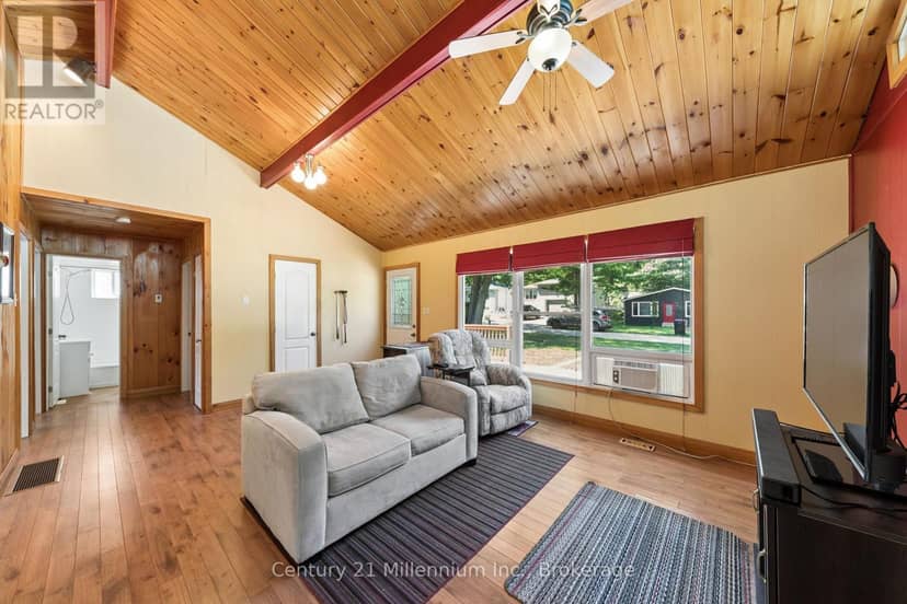 25 Glendale Avenue — photo 6 of 30