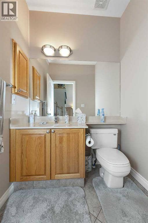 112 Cove Crescent — photo 11 of 39