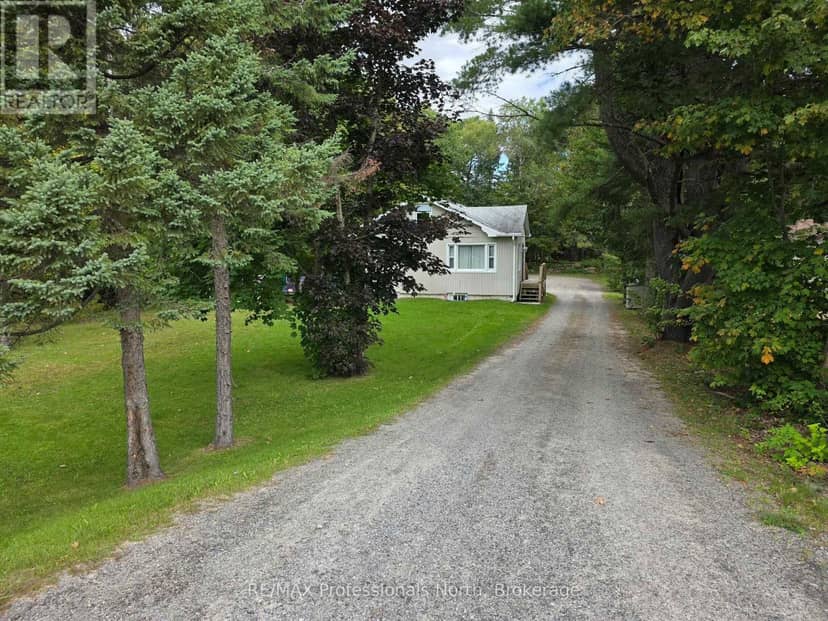 711 Muskoka 3 Road N — photo 2 of 38