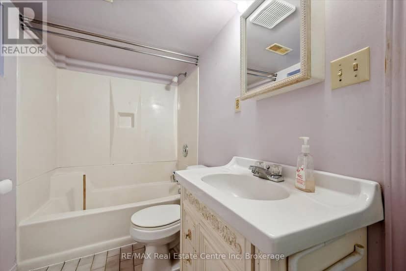 29 Crimea Street — photo 19 of 29
