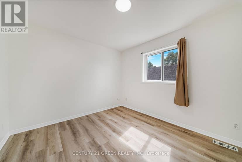 132 Carlton Street — photo 22 of 31