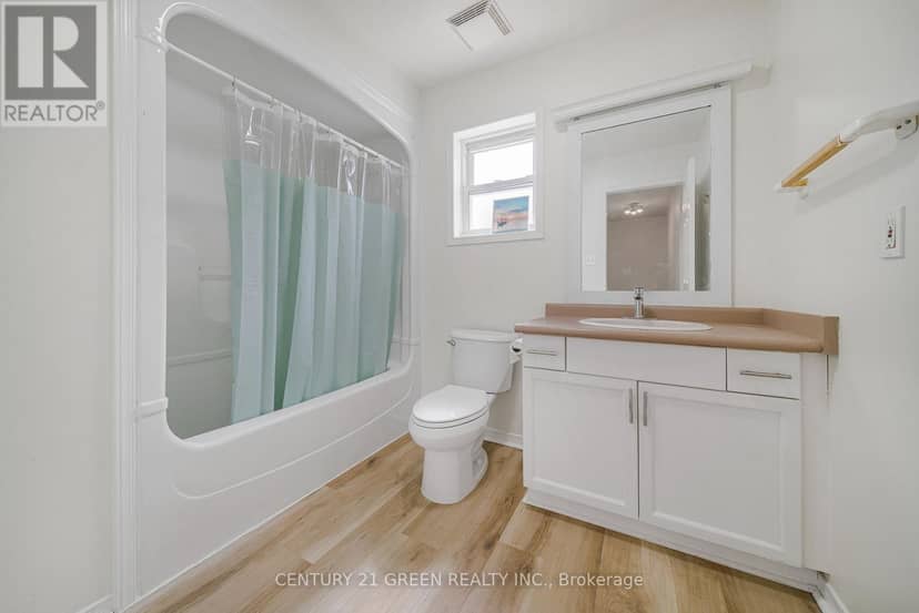 132 Carlton Street — photo 24 of 31
