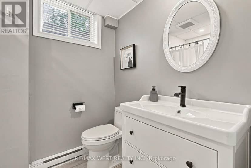 740 Broadview Avenue — photo 14 of 21