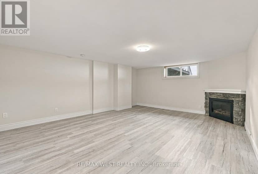 740 Broadview Avenue — photo 15 of 21
