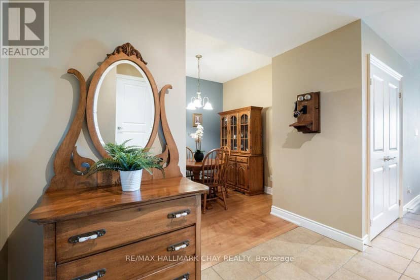 602 - 33 Ellen Street, Barrie, photo 6