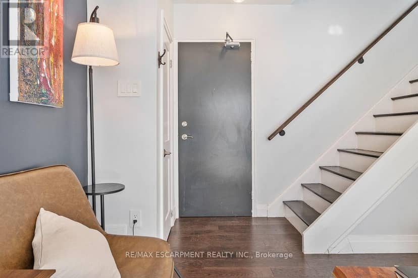 5 - 469 Claridge Road, Burlington, photo 2