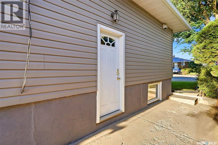 169 Froom CRESCENT — photo 35 of 40