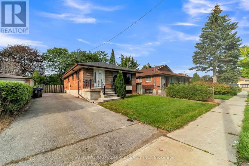 58 Rochman Boulevard E — photo 1 of 40